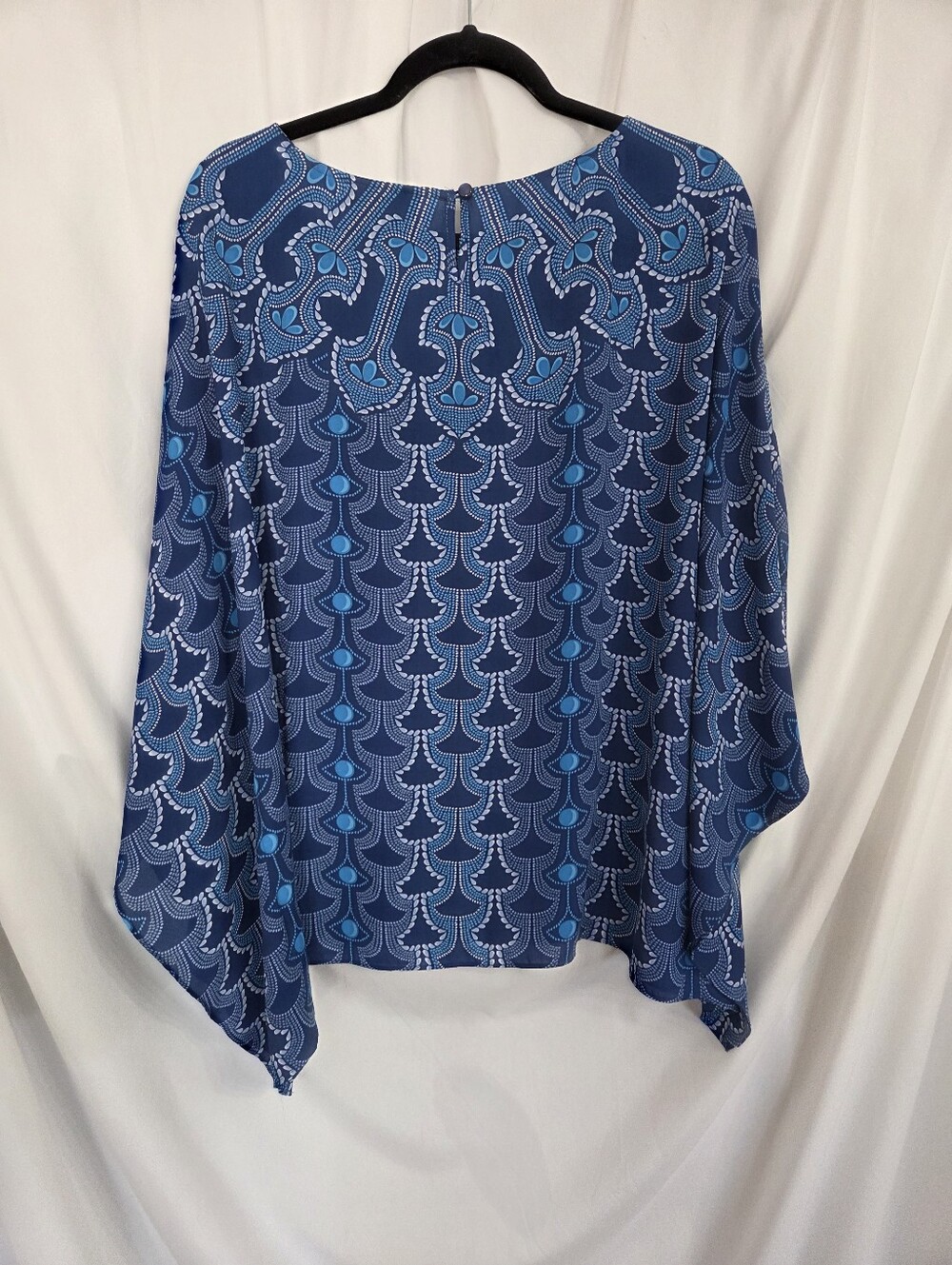 Bob Mackie Navy/ Light Blue Geometric Sequins Tunic Blouse Size M